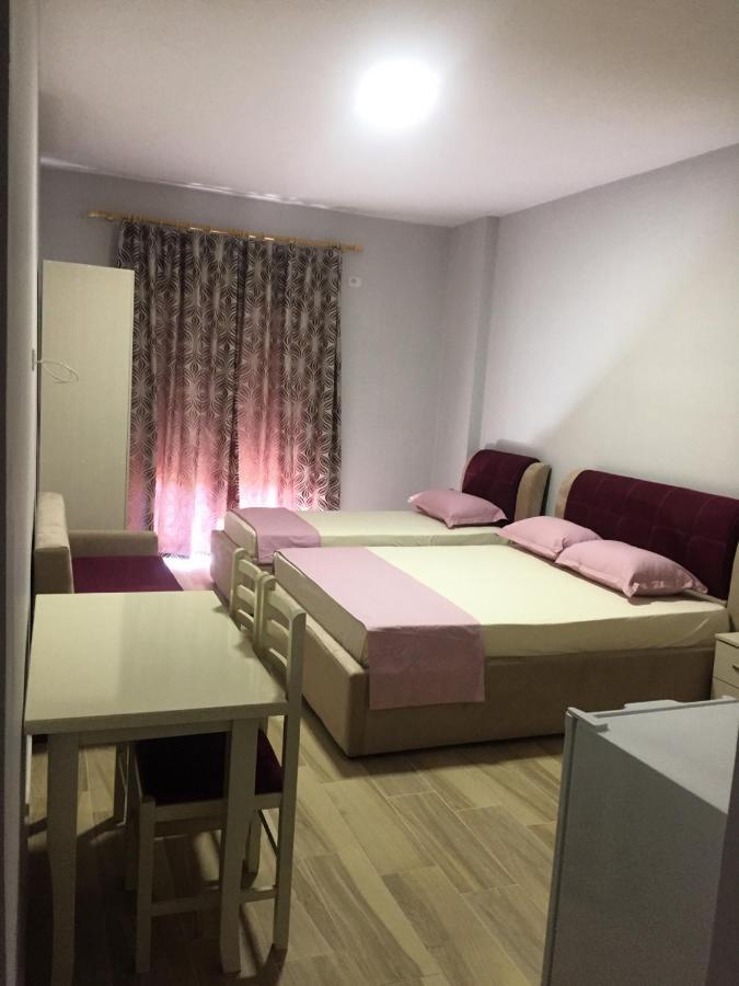 דורס Villa Dedej מראה חיצוני תמונה