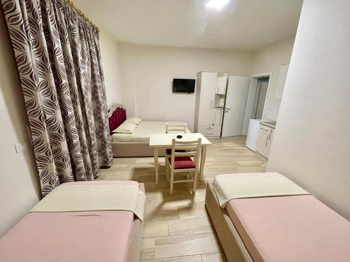 דורס Villa Dedej מראה חיצוני תמונה