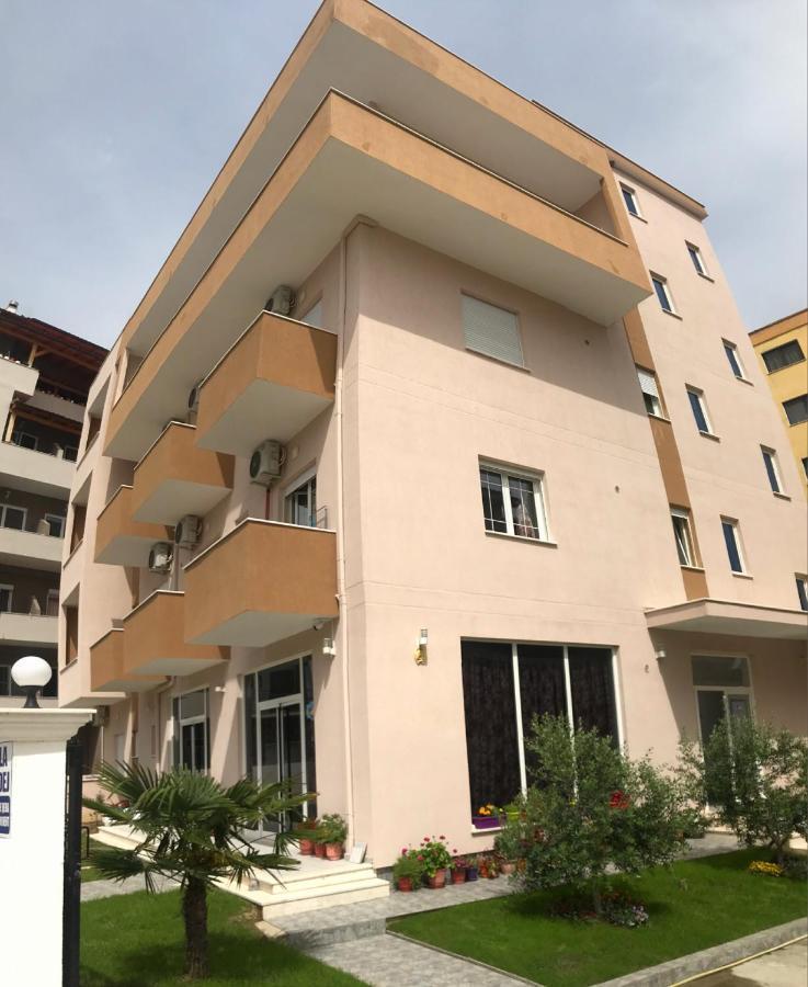 דורס Villa Dedej מראה חיצוני תמונה